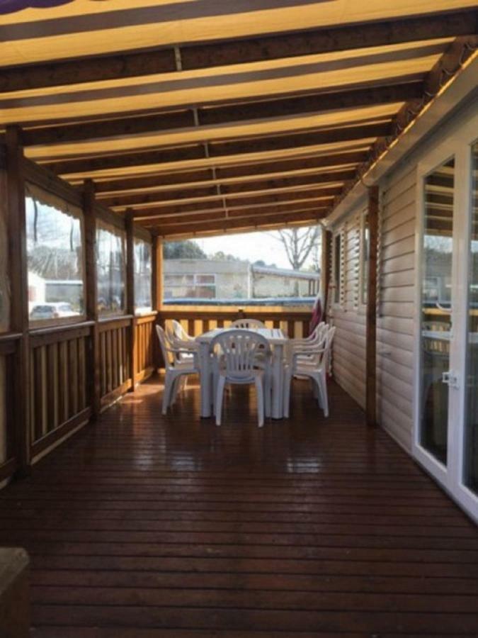 Mobile Home Ht De Gamme Climatise Dans Le Camping **** De La Reserve Gastes Exterior foto